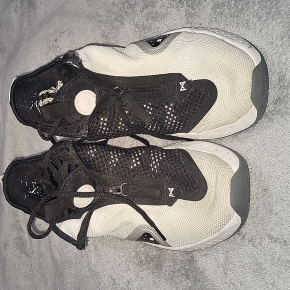 Nike - Picture 6 of 7